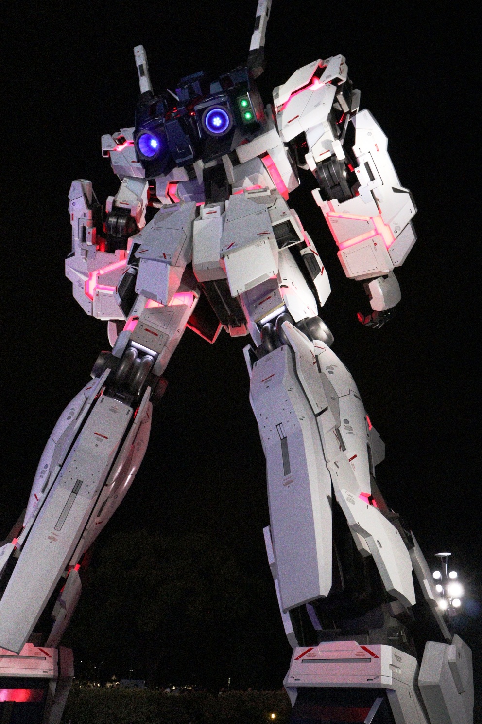  お台場  ダイバーシティ東京  機動戦士ガンダムユニコーン立像